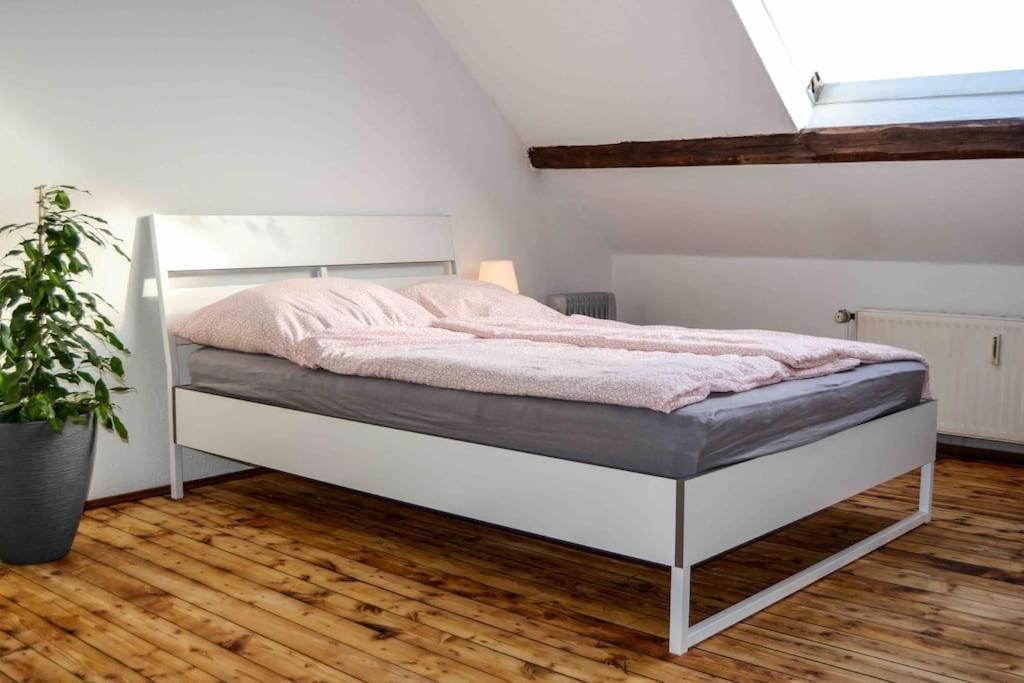 Schoene Dachgeschosswohnung Nahe Koeln Exteriör bild